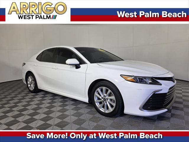 2022 Toyota Camry LE