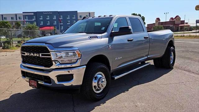 2020 RAM 3500 Tradesman Crew Cab 4x4 8 Box