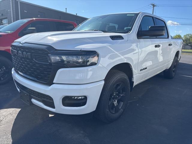 2025 RAM Ram 1500 RAM 1500 TRADESMAN CREW CAB 4X4 57 BOX