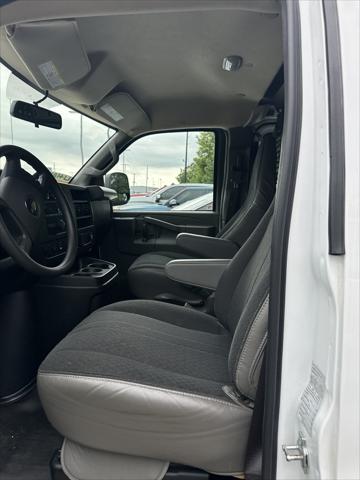 2024 Chevrolet Express Cargo RWD 2500 Regular Wheelbase WT