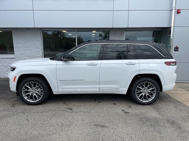 2025 Jeep Grand Cherokee GRAND CHEROKEE SUMMIT 4X4
