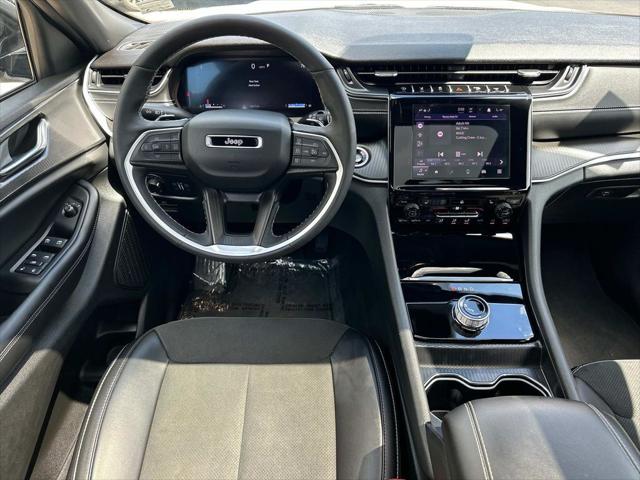 2025 Jeep Grand Cherokee Altitude X 4x4
