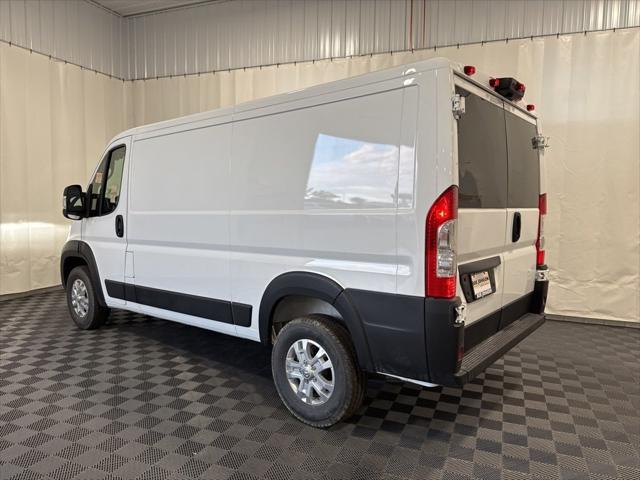 2025 RAM ProMaster 1500 Cargo Van SLT Low Roof 136 WB
