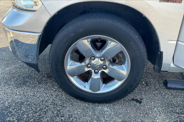 2017 RAM 1500 Big Horn Crew Cab 4x2 57 Box 2017 RAM 1500 Big Horn Crew Cab 4x2 57 Box