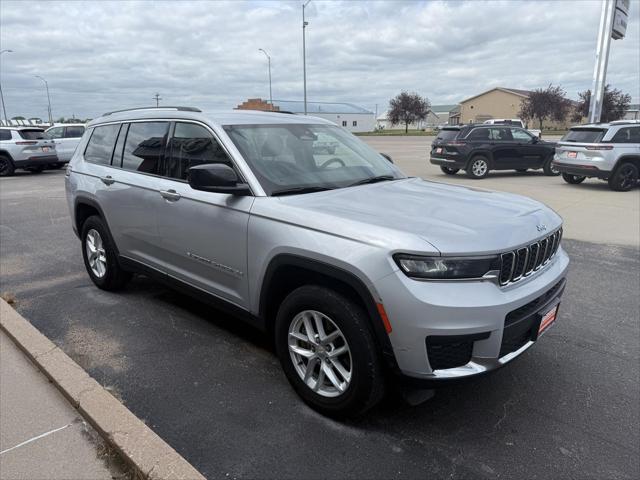 2023 Jeep Grand Cherokee L Laredo 4x4 2023 Jeep Grand Cherokee L Laredo 4x4