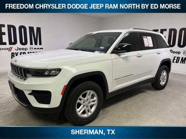 2023 Jeep Grand Cherokee Laredo 4x2
