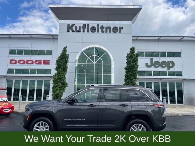 2025 Jeep Grand Cherokee GRAND CHEROKEE LAREDO X 4X4