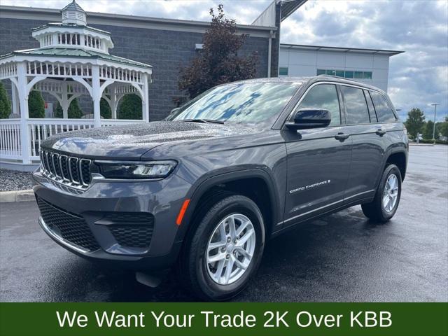 2025 Jeep Grand Cherokee GRAND CHEROKEE LAREDO X 4X4