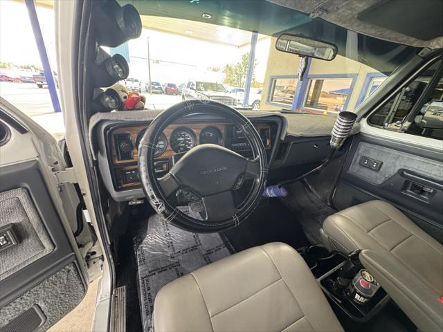 1992 Dodge D350 Base