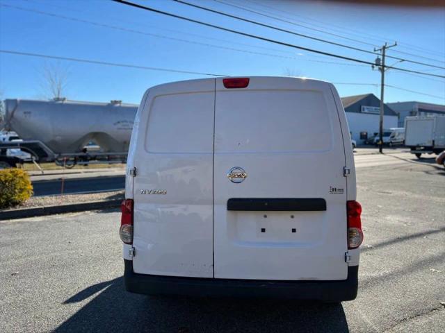 2017 Nissan NV200 S