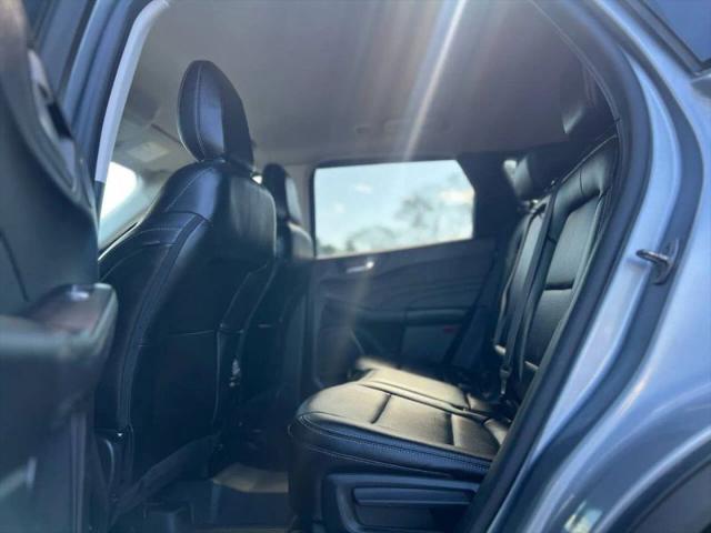 2022 Ford Escape SEL Hybrid