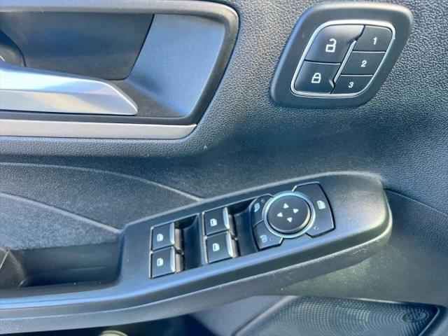 2022 Ford Escape SEL Hybrid