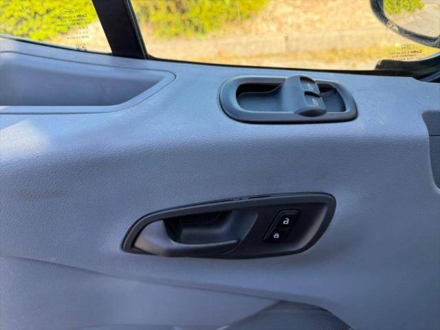 2016 Ford Transit w/Sliding Side Door w/RWB