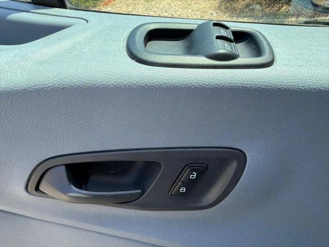 2018 Ford Transit w/Sliding Side Door w/LWB