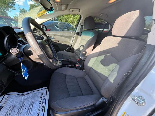 2016 Chevrolet Cruze Limited 1LT Auto