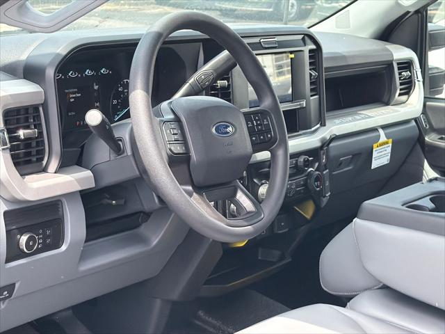2025 Ford F-550 XL