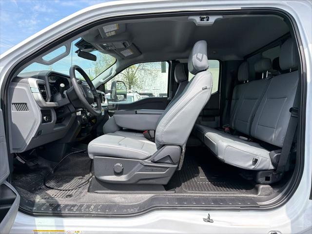 2025 Ford F-550 XL