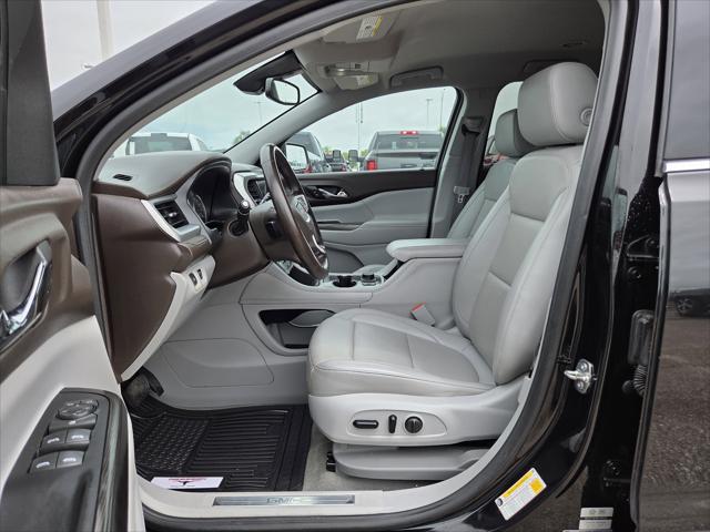 2023 GMC Acadia AWD SLT