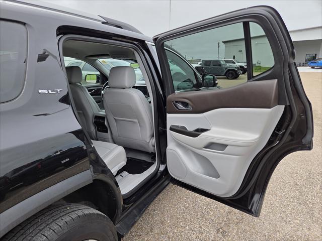 2023 GMC Acadia AWD SLT