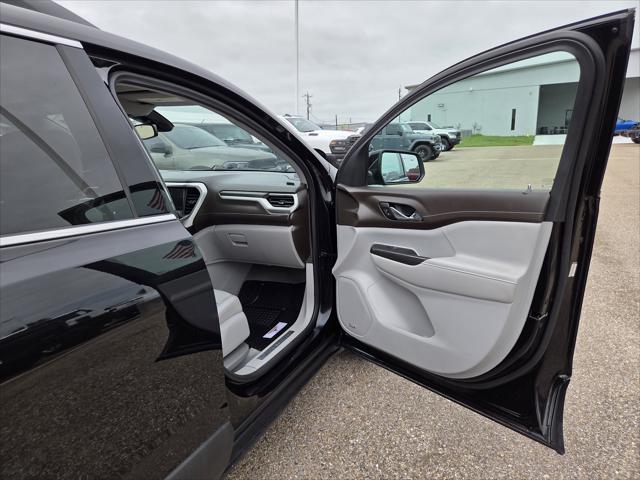 2023 GMC Acadia AWD SLT