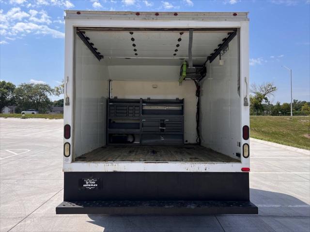 2014 Chevrolet Express Cutaway 3500