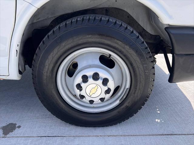 2014 Chevrolet Express Cutaway 3500
