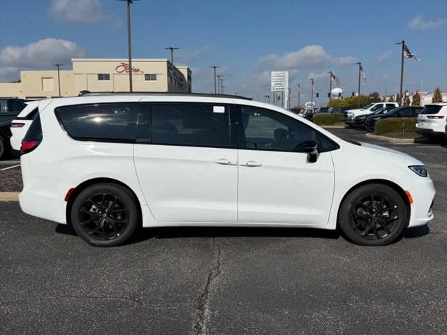 2026 Chrysler Pacifica PACIFICA LIMITED