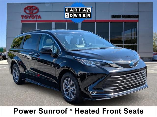 2023 Toyota Sienna XLE