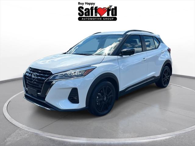 2024 Nissan Kicks SR Xtronic CVT
