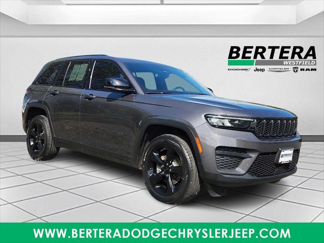 2022 Jeep Grand Cherokee Altitude 4x4