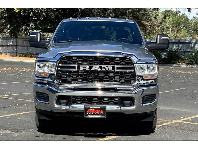 2024 RAM 3500 Tradesman Regular Cab 4x4 8 Box