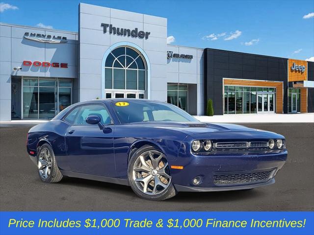 2017 Dodge Challenger SXT Plus