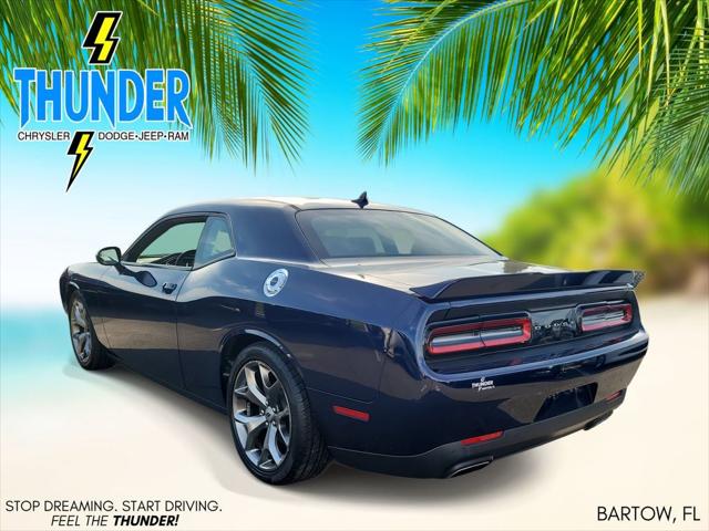 2017 Dodge Challenger SXT Plus