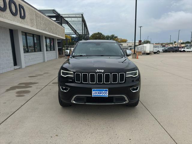 2017 Jeep Grand Cherokee Limited 4x4 2017 Jeep Grand Cherokee Limited 4x4