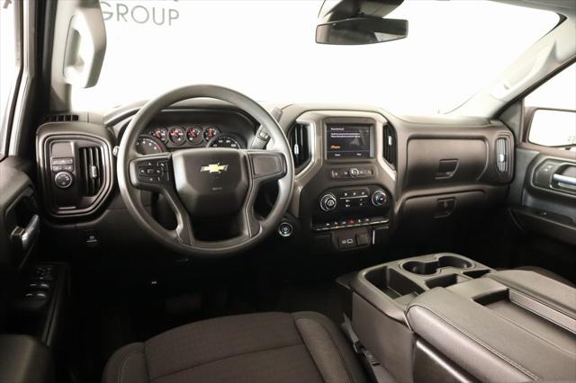 2024 Chevrolet Silverado 1500 2WD Double Cab Standard Bed Custom