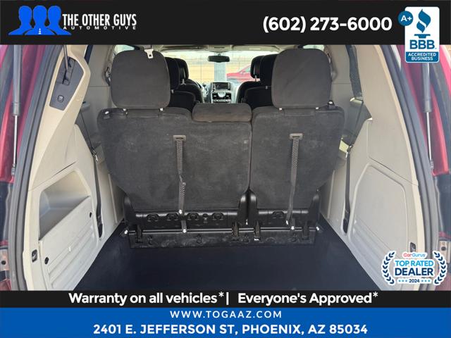 2016 Chrysler Town & Country Touring