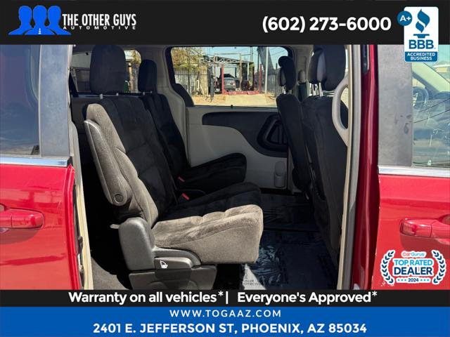 2016 Chrysler Town & Country Touring