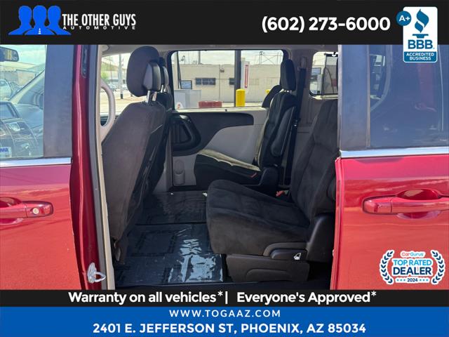 2016 Chrysler Town & Country Touring
