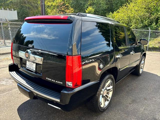 2013 Cadillac Escalade Platinum Edition