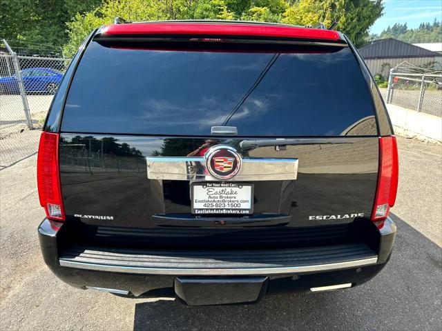 2013 Cadillac Escalade Platinum Edition