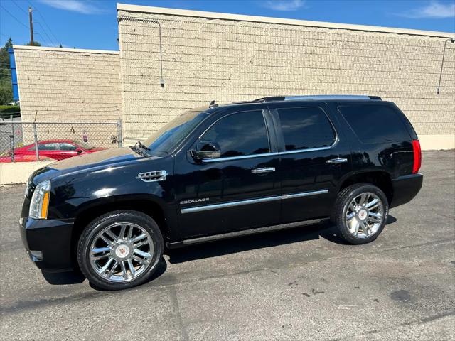 2013 Cadillac Escalade Platinum Edition