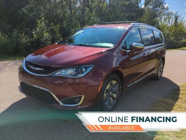 2020 Chrysler Pacifica Hybrid 35th Anniversary Limited for sale in Jordan, MN