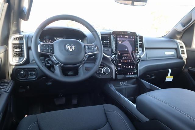 2025 RAM Ram 1500 RAM 1500 BIG HORN CREW CAB 4X4 57 BOX 2025 RAM Ram 1500 RAM 1500 BIG HORN CREW CAB 4X4 57 BOX