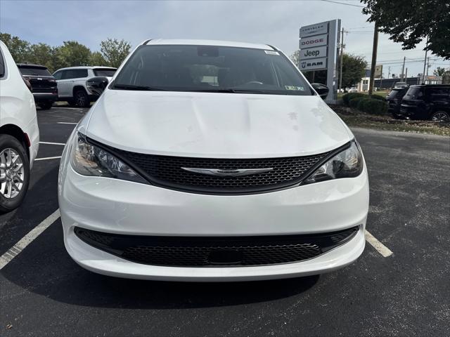 2026 Chrysler Voyager VOYAGER LX