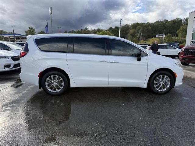 2026 Chrysler Pacifica PACIFICA SELECT AWD 2026 Chrysler Pacifica PACIFICA SELECT AWD