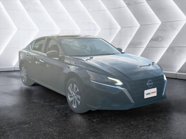 2025 Nissan Altima S FWD