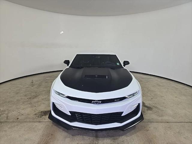 2022 Chevrolet Camaro RWD Coupe 2SS