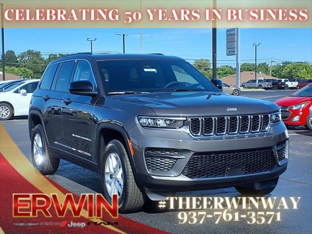 2025 Jeep Grand Cherokee GRAND CHEROKEE LAREDO X 4X4