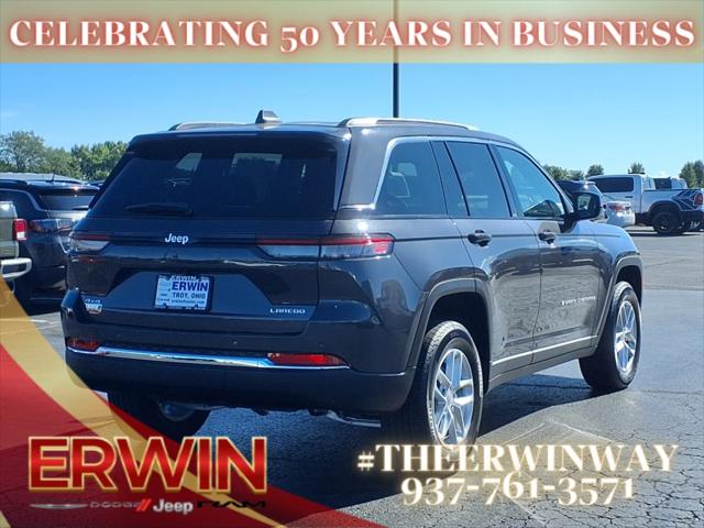 2025 Jeep Grand Cherokee GRAND CHEROKEE LAREDO X 4X4