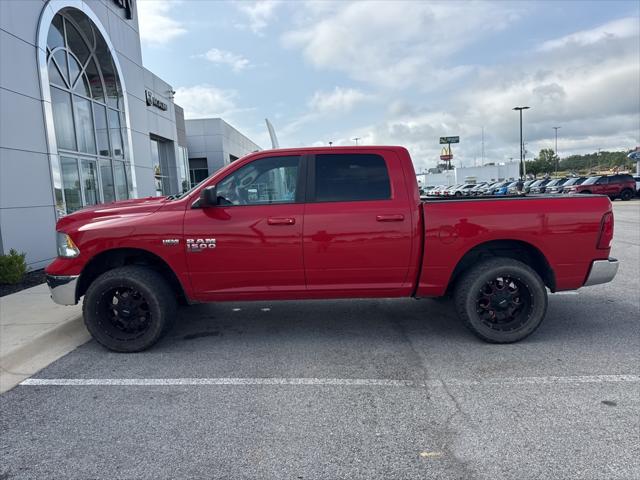 2019 RAM 1500 Classic SLT Crew Cab 4x4 57 Box